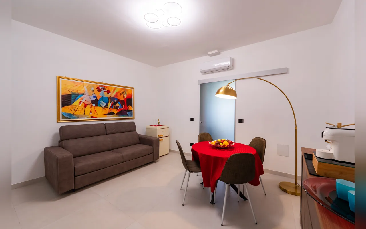 Camera con bagno privato — Tortugas B&B, Giarre (Sicilia) (foto 28)