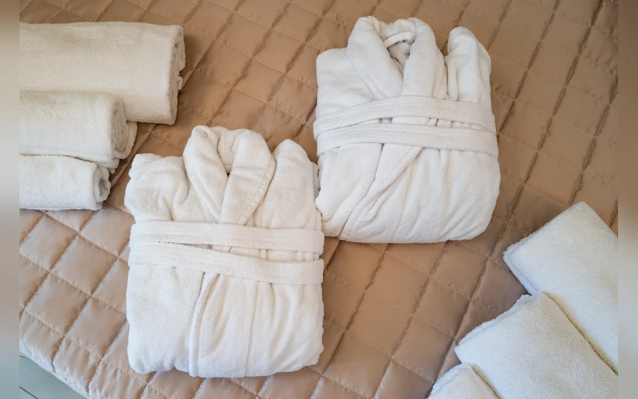 Camera con bagno privato — Tortugas B&B, Giarre (Sicilia) (foto 33)