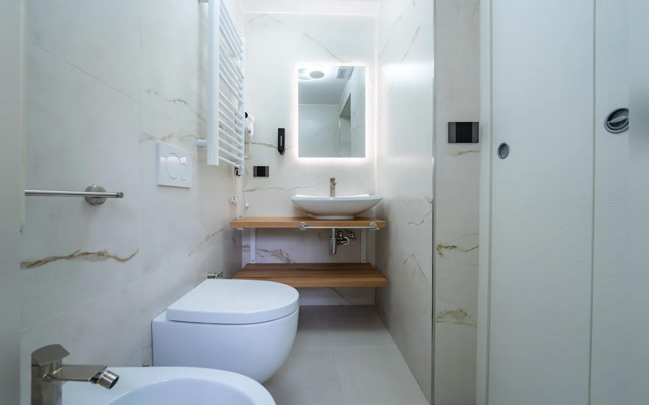 Camera con bagno privato — Tortugas B&B, Giarre (Sicilia) (foto 34)